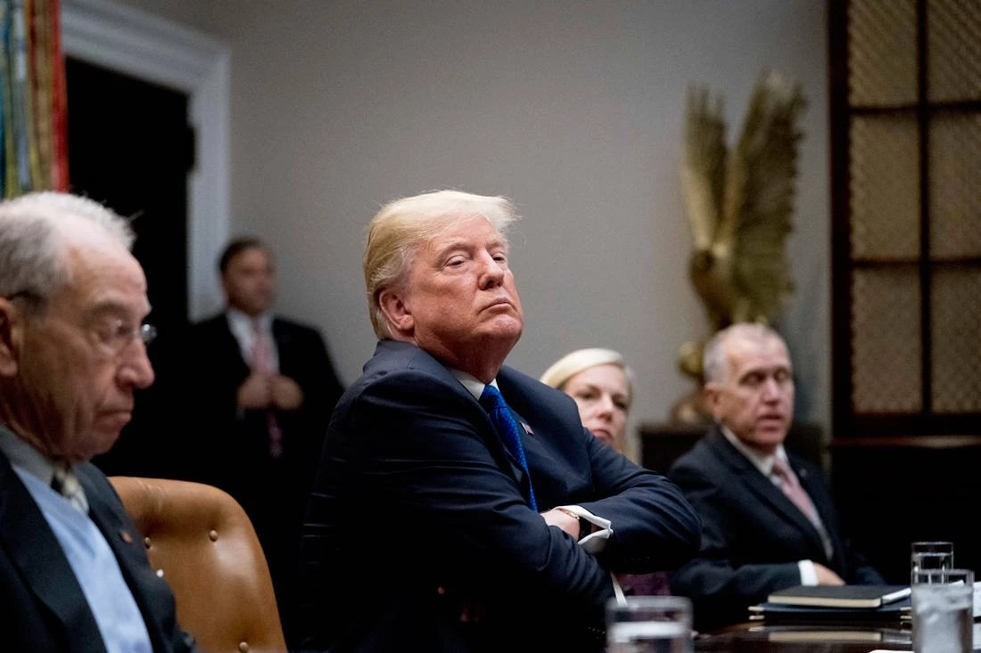 Γιατί όλοι κάνουν λόγο για την βαλίτσα του Πλανητάρχη; Τι περιέχει που φοβίζει όλον τον πλανήτη;